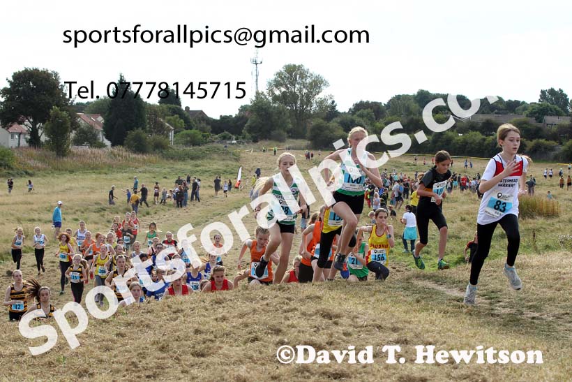 Girls under-13s 2021 North Eastern League, Wrekenton, Low Fell, Gateshead. Photo: David T. Hewitson/Sports for All Pics